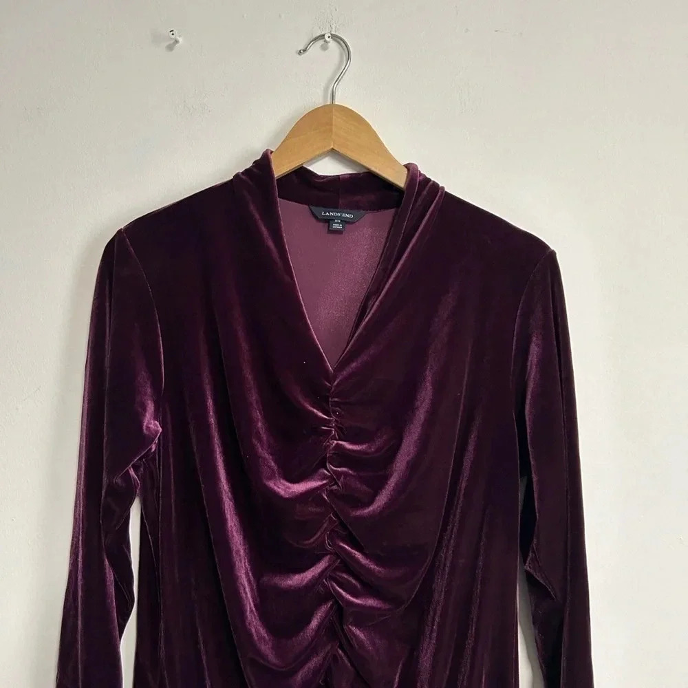 Lands' End  Women’s 14W Purple Velvet Ruched V Neck‎ Top Whimsigoth Witchy - Picture 3 of 13